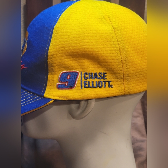 NAPA Racing Chase Elliott No. 9 Adjustable Velcro Hat/Cap - Picture 3 of 8